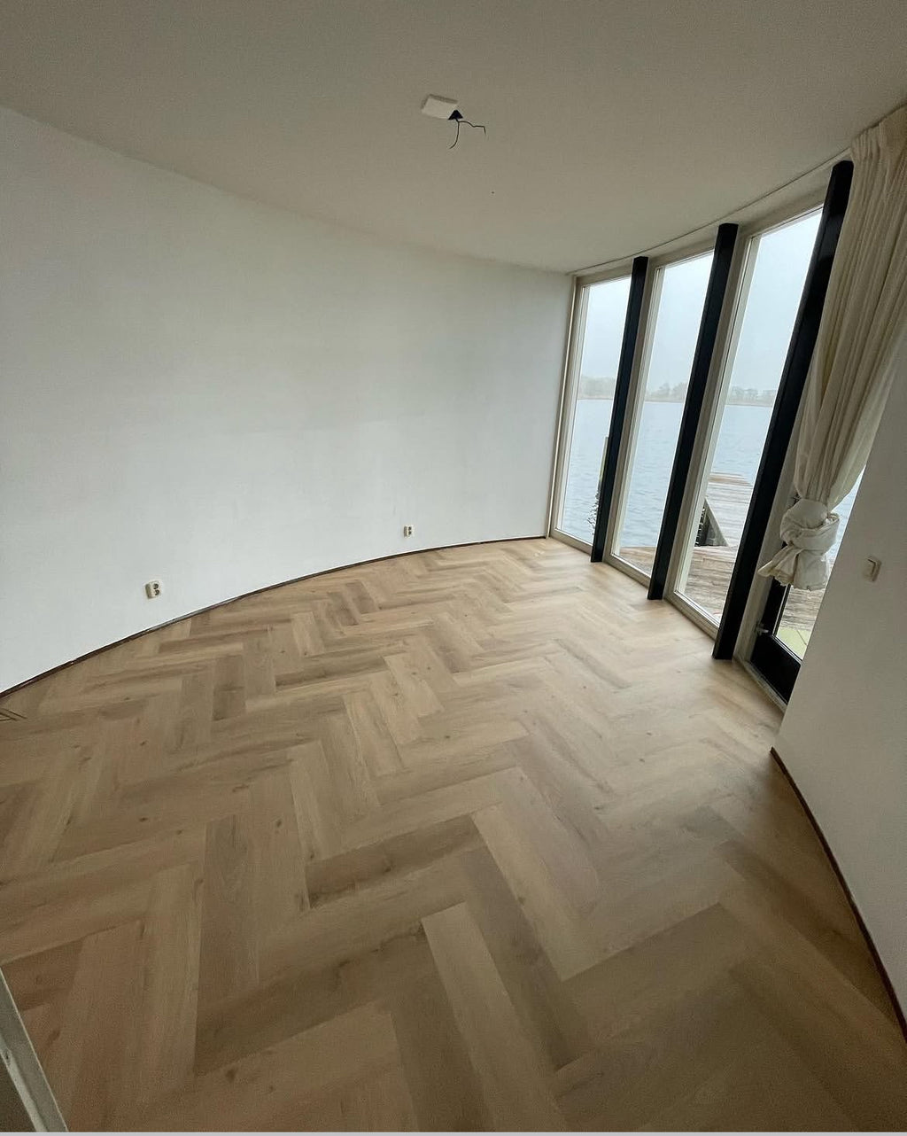 PVC Visgraat Leggen